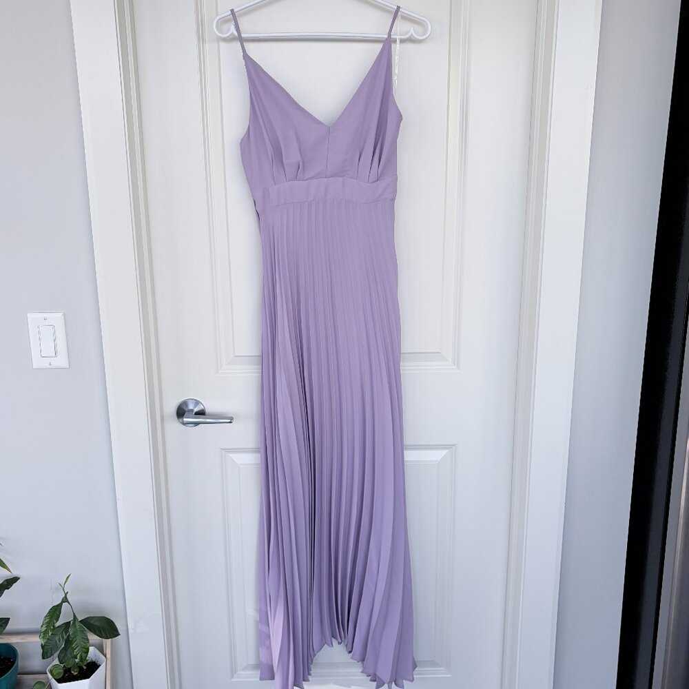 NWT Flowy light purple pleated maxi skirt
